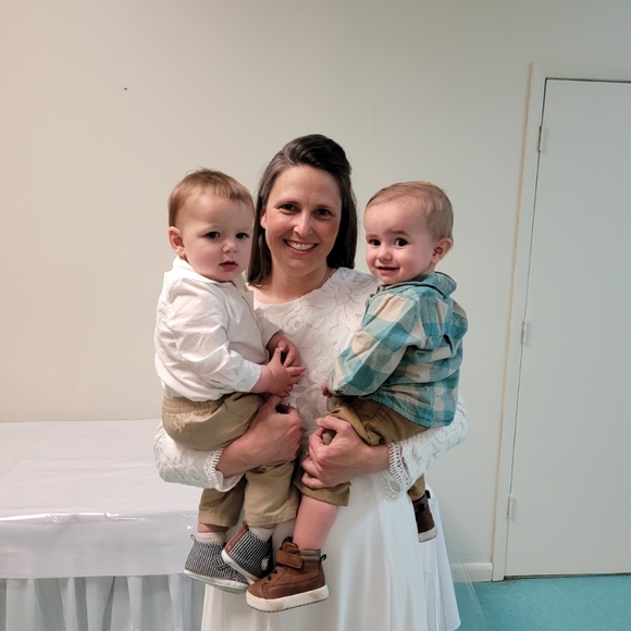 Meet your Posher, Marisa - Picture 2 of 16